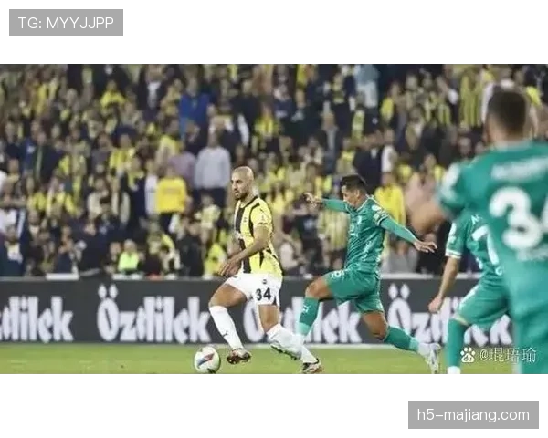 土超争冠格局呈两极分化 加拉塔萨雷与费内巴切上演二人转